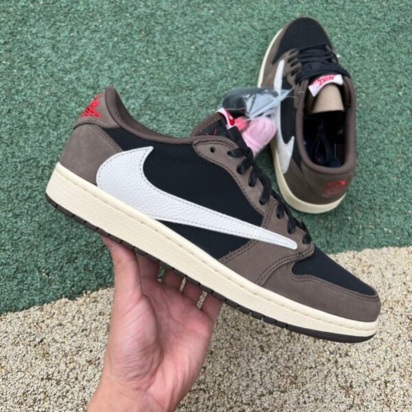 Jordan 1 Travis Scott Low "Mocha"