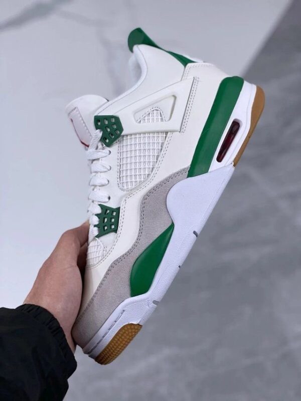 Jordan 4 "Retro SB Pine Green" - Image 2