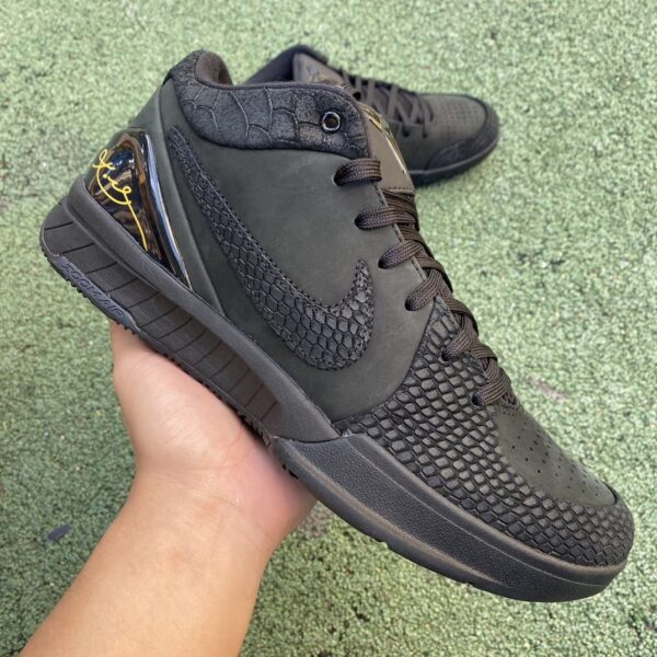 Kobe 4 Protro "Black Mamba"