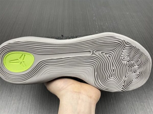 Kobe 9 Elite Low 'Masterpiece - Image 21