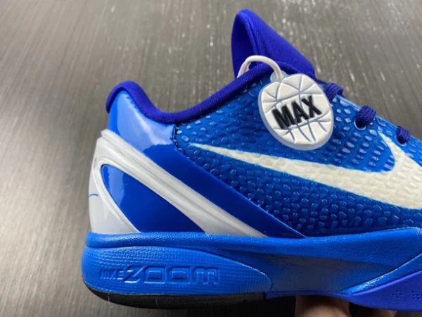 Kobe 6 Christmas - Image 2