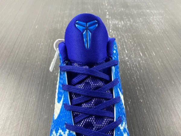 Kobe 6 Christmas - Image 9