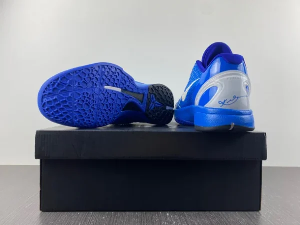 Kobe 6 Christmas - Image 15