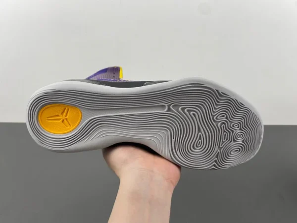 Kobe 9 Elite 'Team Showtime' - Image 14