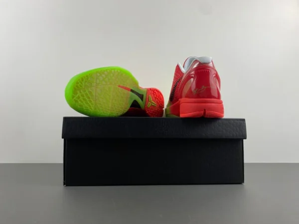 Kobe 6 Mixed Grinch (Exclusive) - Image 16