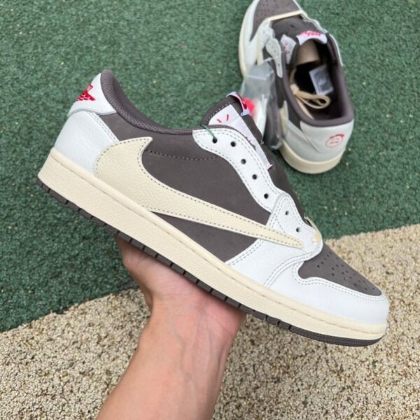 Travis Scott x Jordan 1 "Reverse Mocha"