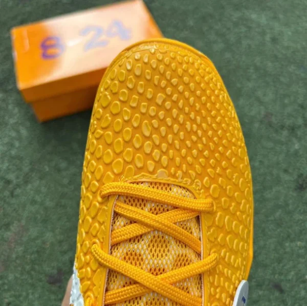 Kobe 6 Off-White(yellow) - Image 4