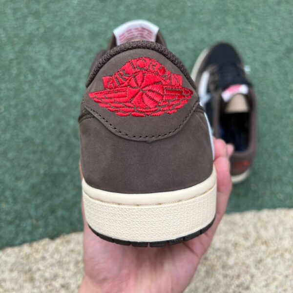 Jordan 1 Travis Scott Low "Mocha" - Image 3