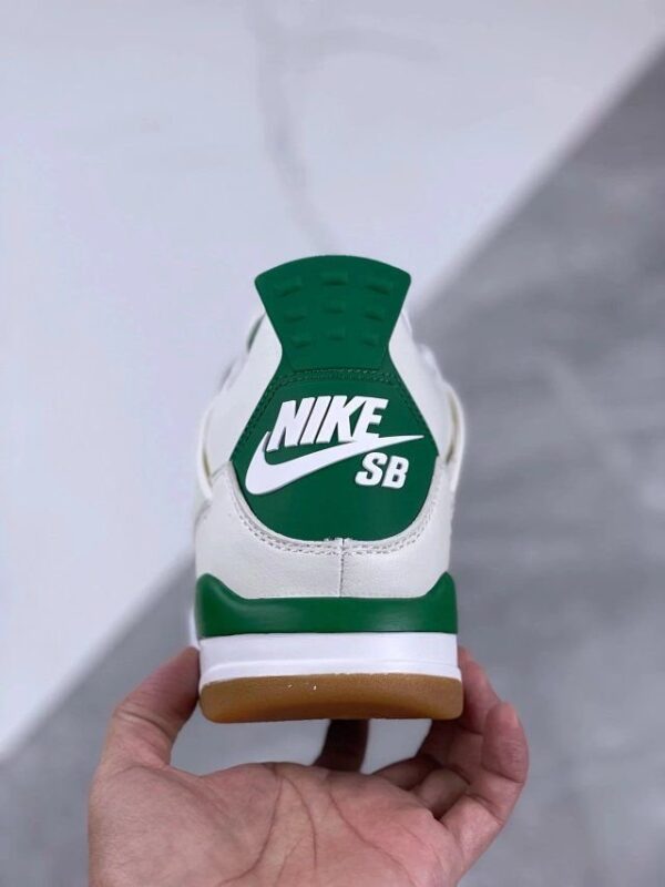 Jordan 4 "Retro SB Pine Green" - Image 5