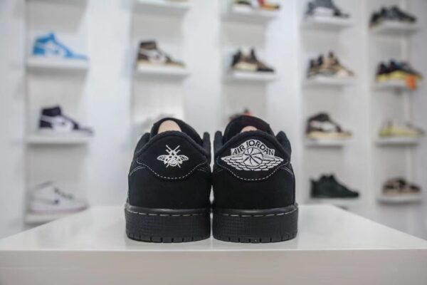 Travis Scott x Jordan 1 "Black Phantom" - Image 3