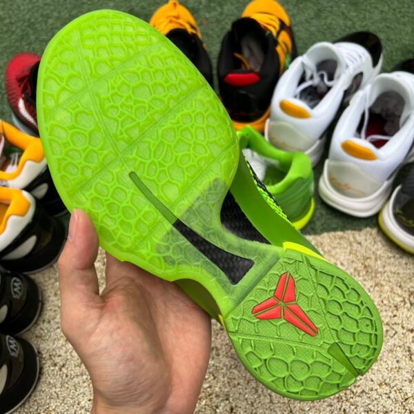 Kobe 6 Protro Grinch - Image 4