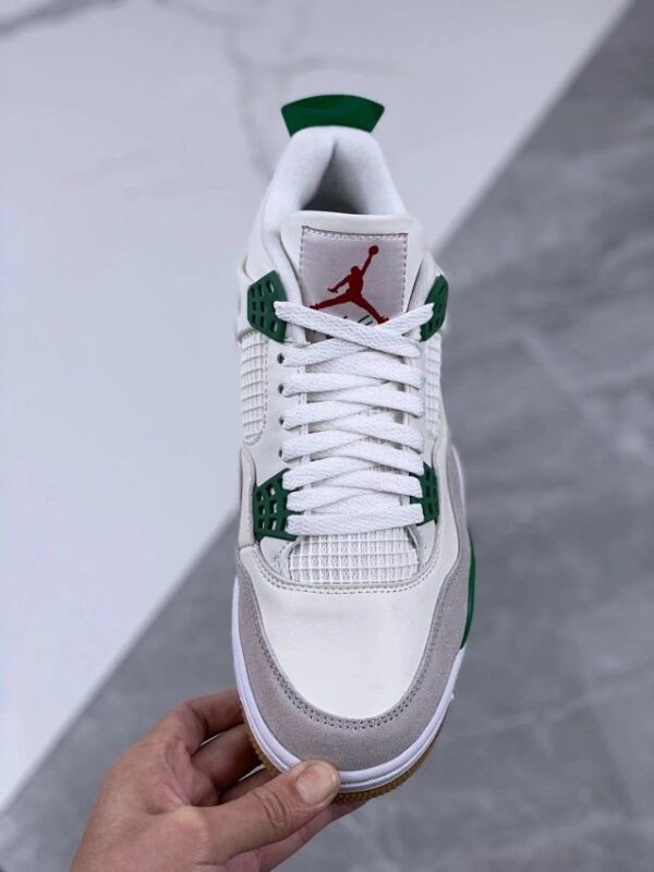 Jordan 4 "Retro SB Pine Green" - Image 3
