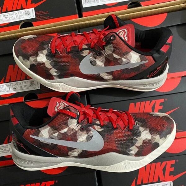 Kobe 8 "Milk snake" - Image 2