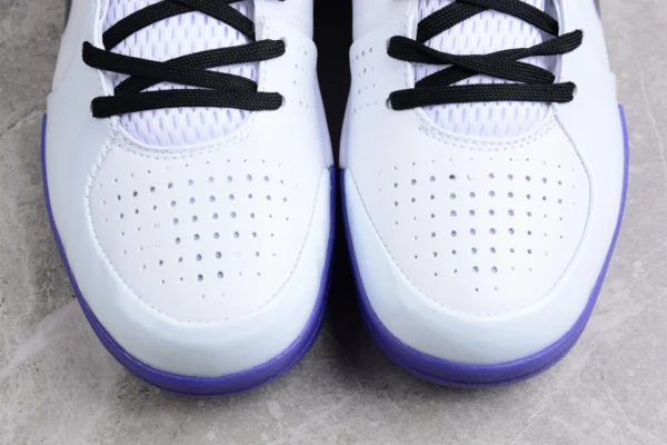 Kobe 4 Inline - Image 12