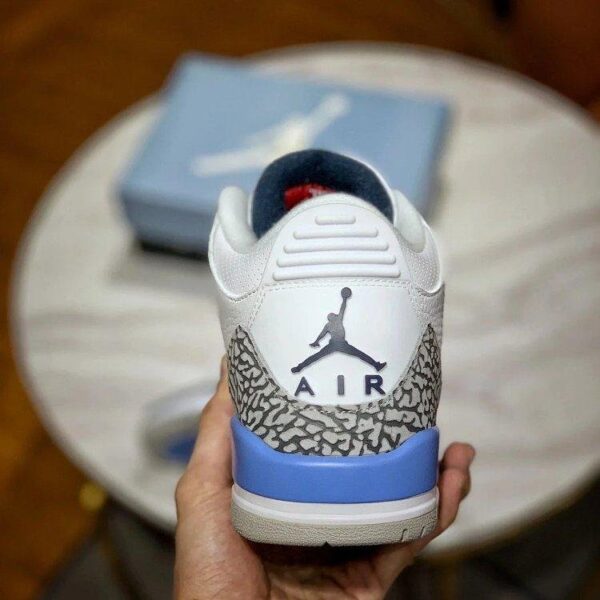 Jordan 3 Retro UNC - Image 5