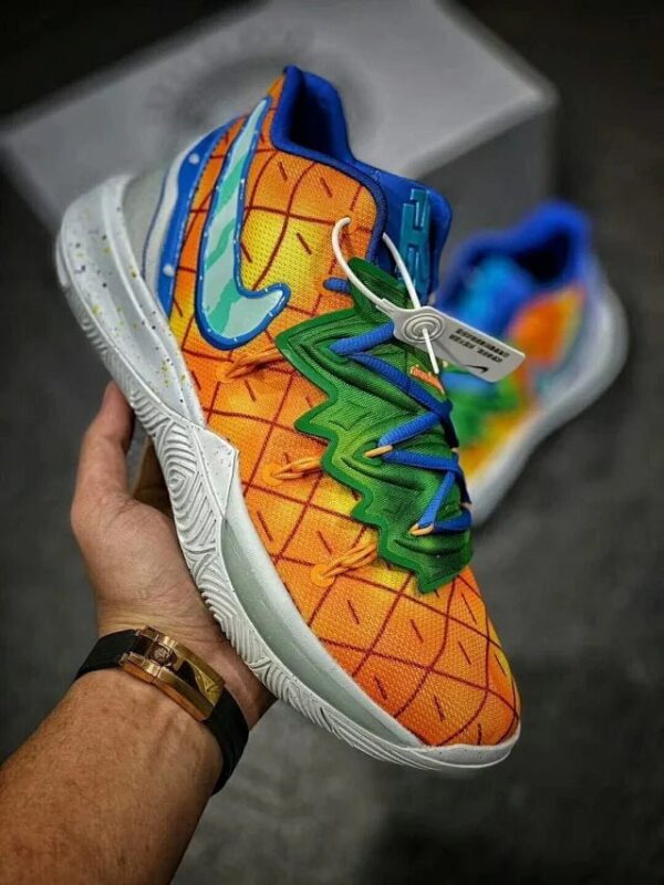Kyrie 5 "Pineapple House"