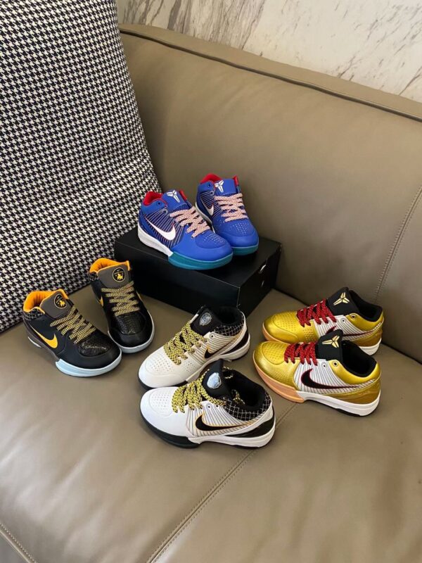 Kobe 4 kids shoes - Image 9