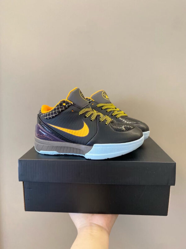 Kobe 4 kids shoes - Image 6