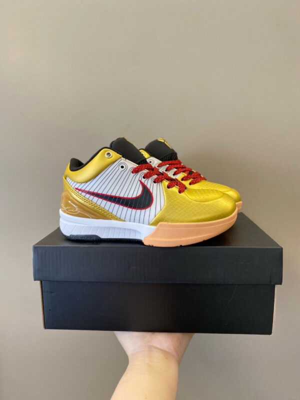 Kobe 4 kids shoes - Image 2
