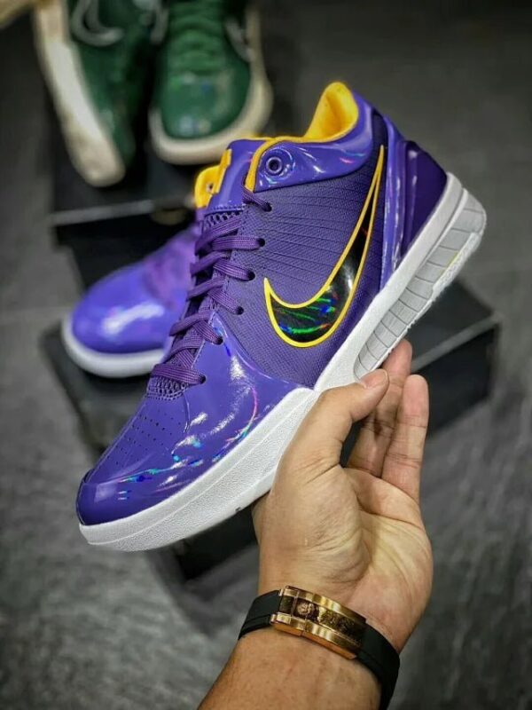 Kobe 4 UNDEFEATED "Court Purple" - Image 2