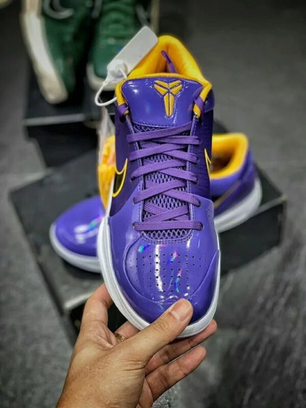 Kobe 4 UNDEFEATED "Court Purple" - Image 5