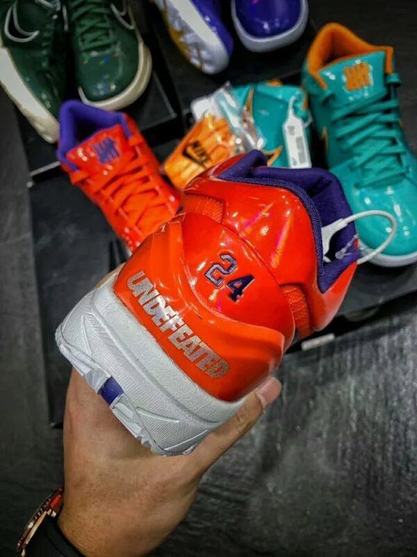 Kobe 4 UNDEFEATED "Team Orange" - Image 7